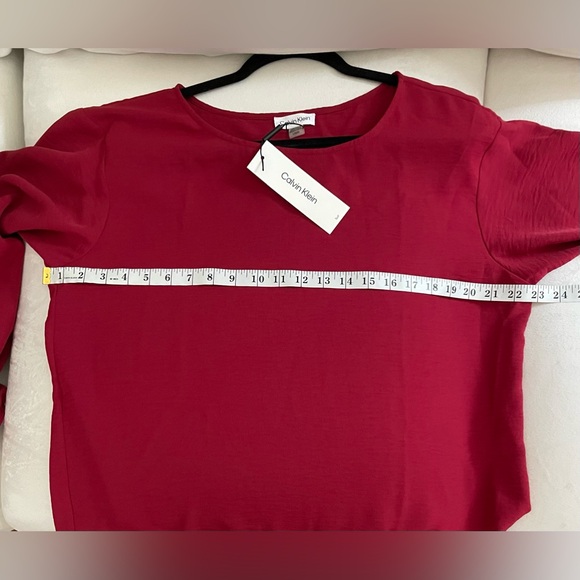 NWT Calvin Klein Lightweight Long Sleeve, Drawstring Cinched Red Size L - Picture 4 of 7